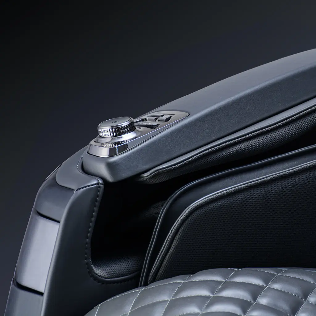 Qi™ XE Pro Massage Chair - Image 86