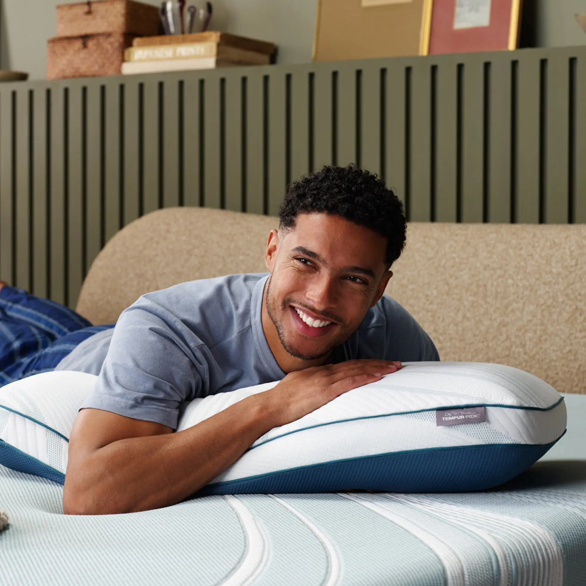 TEMPUR-Adapt® Pro Pillow - Image 11