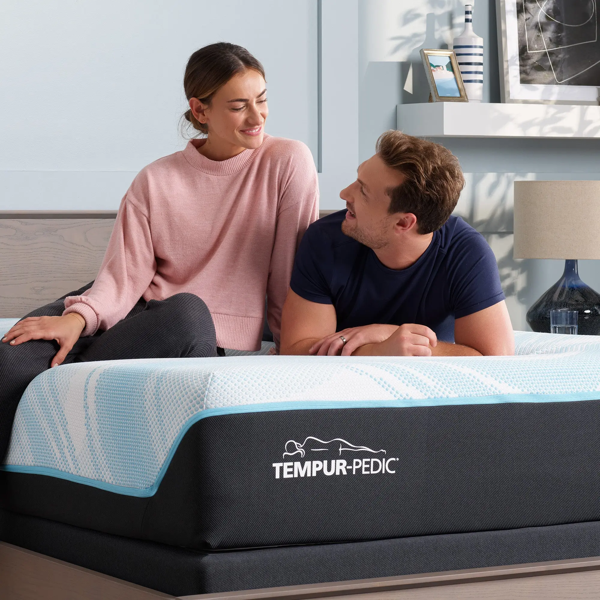 TEMPUR-LUXEbreeze® Firm Mattress - Image 5