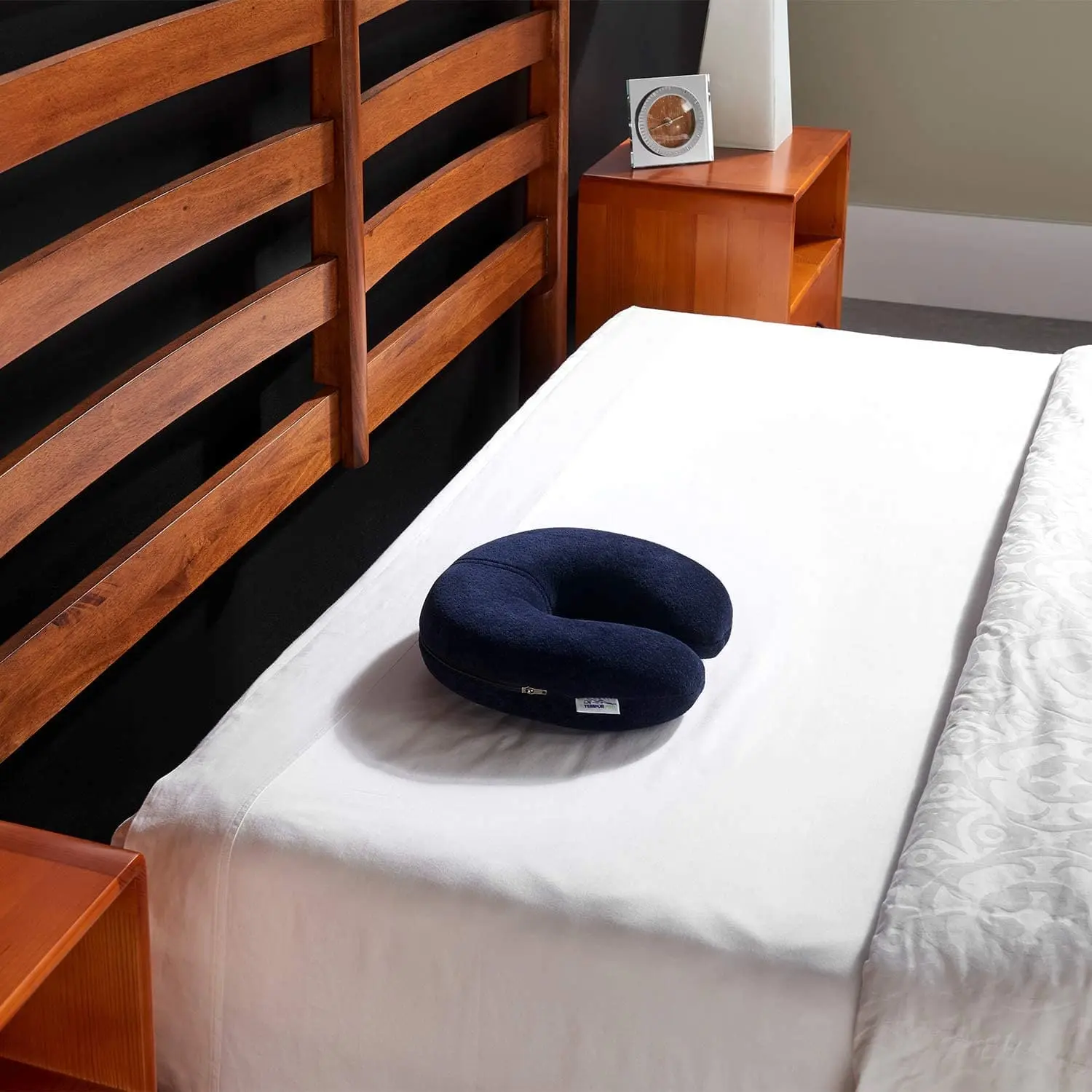 U-Shaped Travel Pillow - Image 3